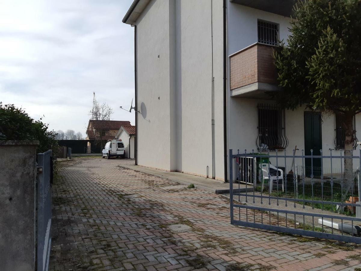 Apartament Il Grande Fiume Occhiobello Zewnętrze zdjęcie